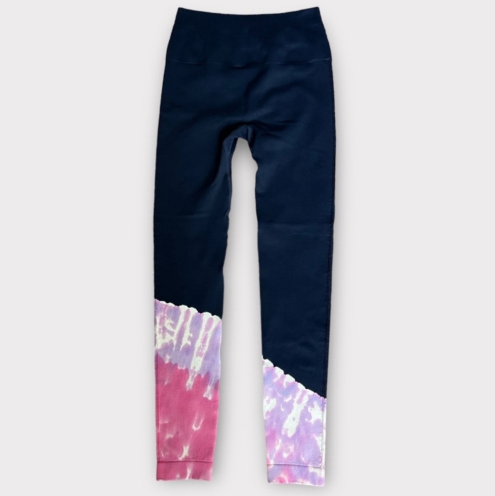Cut the Frills Women's High Waisted Tie Dye Hem Pull-On Leggings